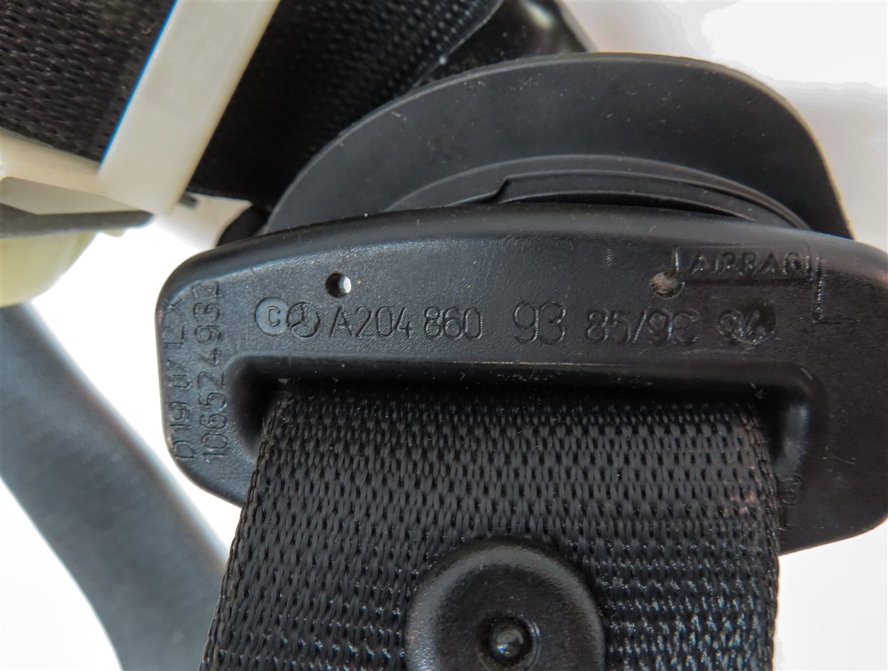Thumbnail 5: 2012-2014 MERCEDES C-CLASS (W204) FRONT LEFT DRIVER SEATBELT RETRACTOR (BLACK)