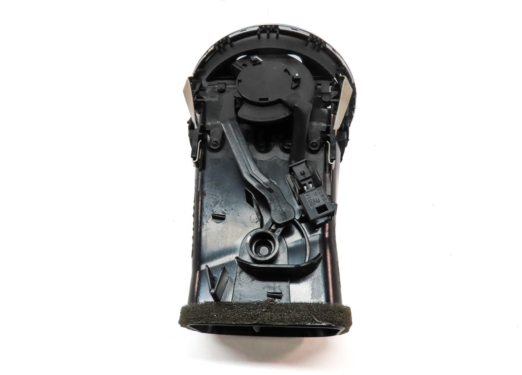 Thumbnail 5: 2013 MERCEDES C250 (W204) FRONT LEFT DRIVER DASH HEAT AIR AC VENT (BLACK)
