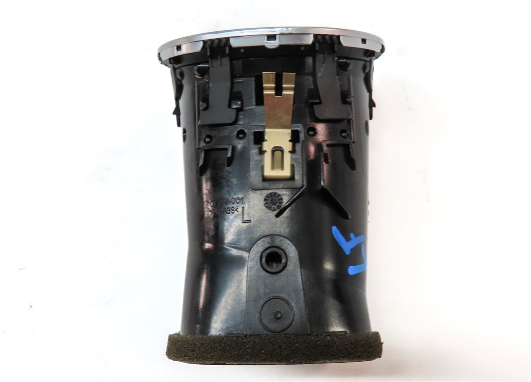 Thumbnail 6: 2013 MERCEDES C250 (W204) FRONT LEFT DRIVER DASH HEAT AIR AC VENT (BLACK)