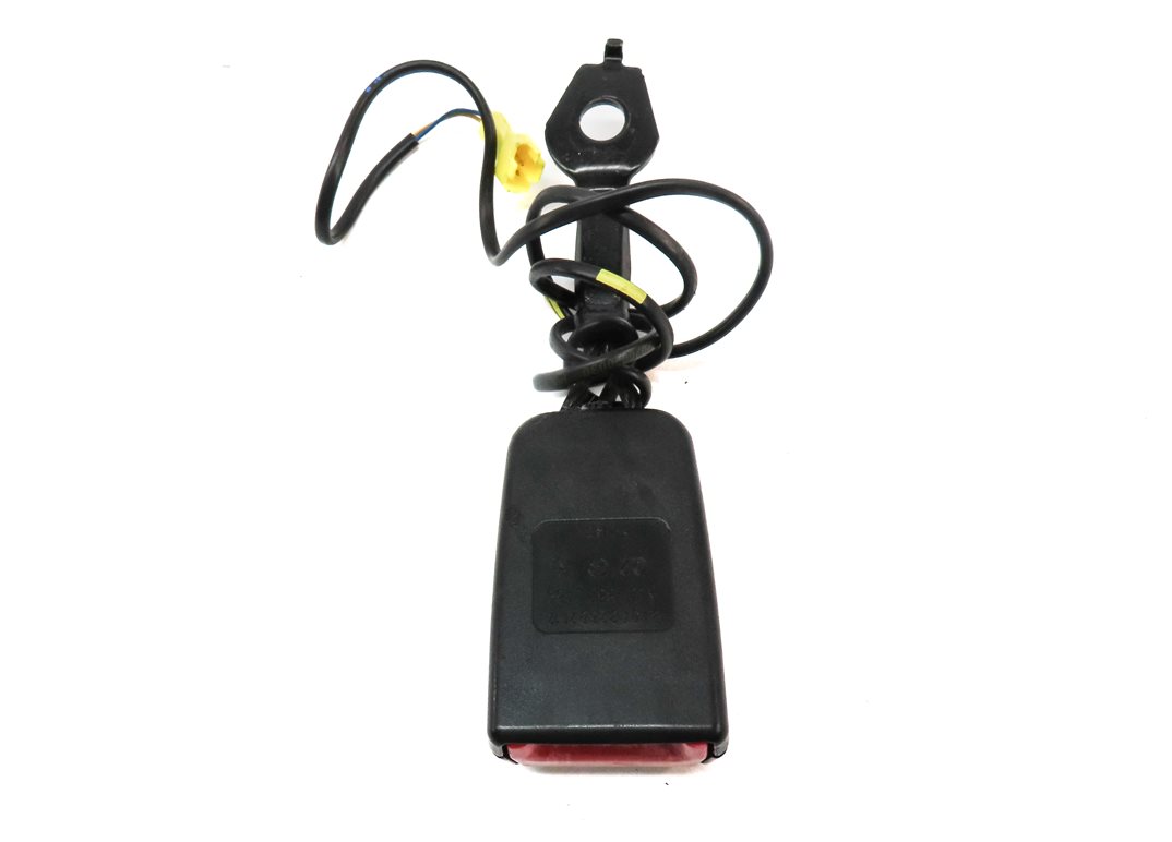 Thumbnail 5: 09-15 MERCEDES C300 C350 GLK250 GLK350 (W204 X204) RIGHT FRONT SEATBELT RECEIVER