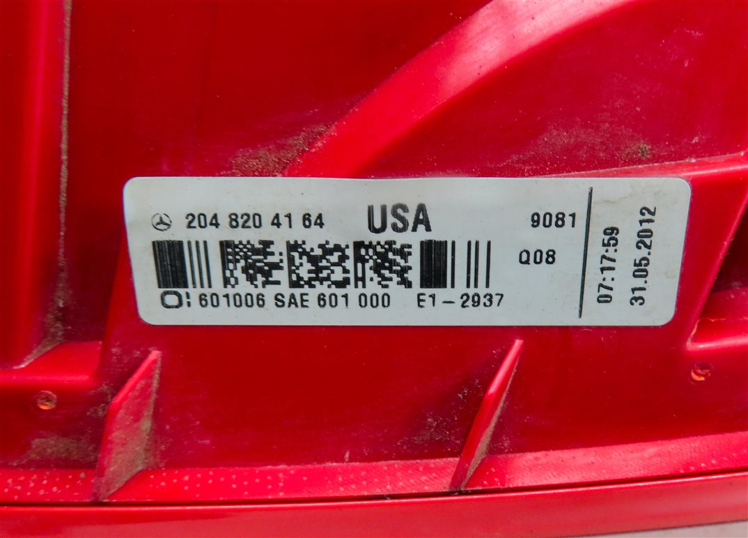 Thumbnail 6: 12-15 MERCEDES BENZ C250 C300 C350 (W204) RIGHT PASSENGER TAILLIGHT BRAKE LIGHT