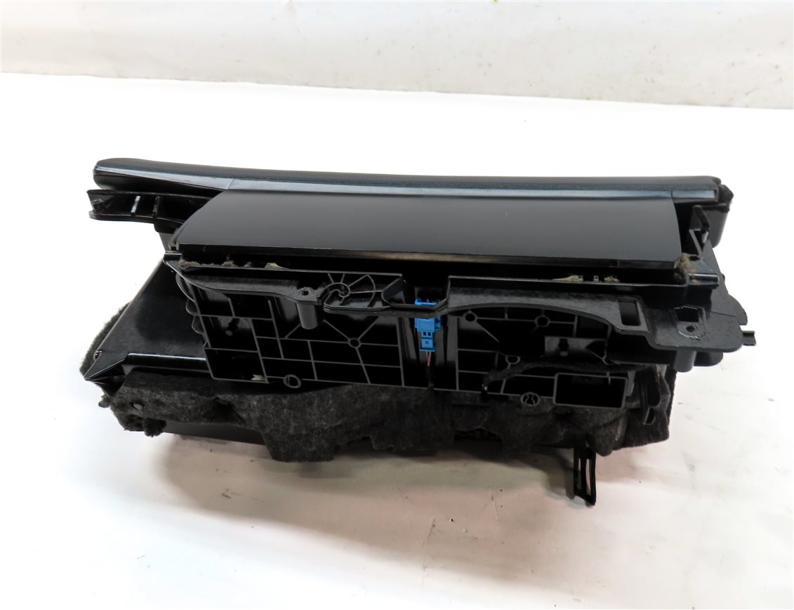 Thumbnail 4: 12-14 MERCEDES C250 (W204) RIGHT PASSENGER GLOVE BOX STORAGE COMPARTMENT (BLACK)