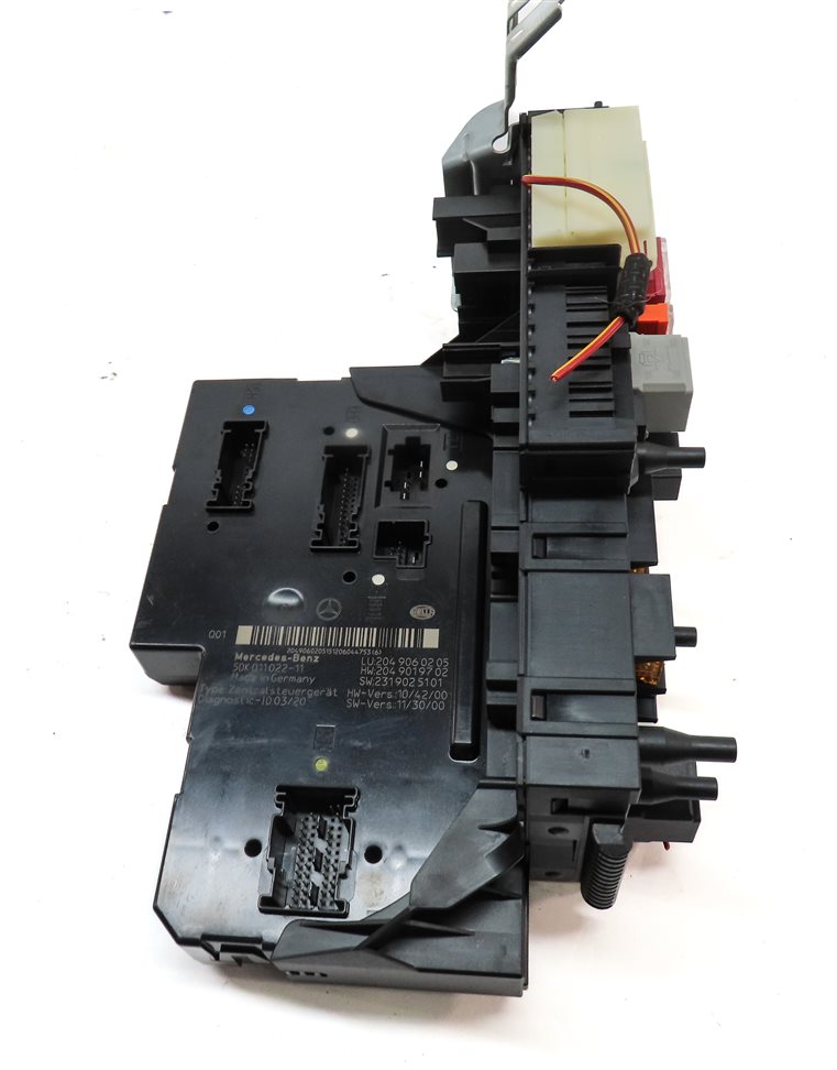 Thumbnail 4: 11-15 MERCEDES C250 C300 C350 (W204) REAR SIGNAL ACQUISITION CONTROL MODULE SAM