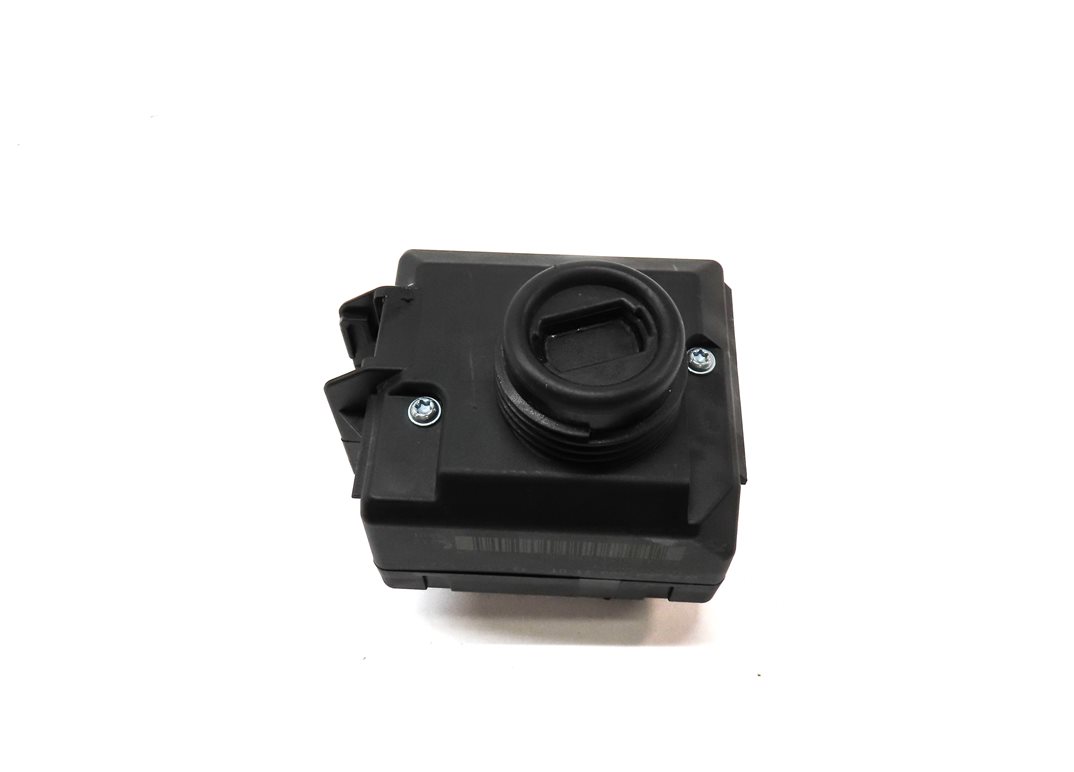 Thumbnail 2: 2013-2015 MERCEDES BENZ C250 C300 C350 C63 (W204) IGNITION SWITCH