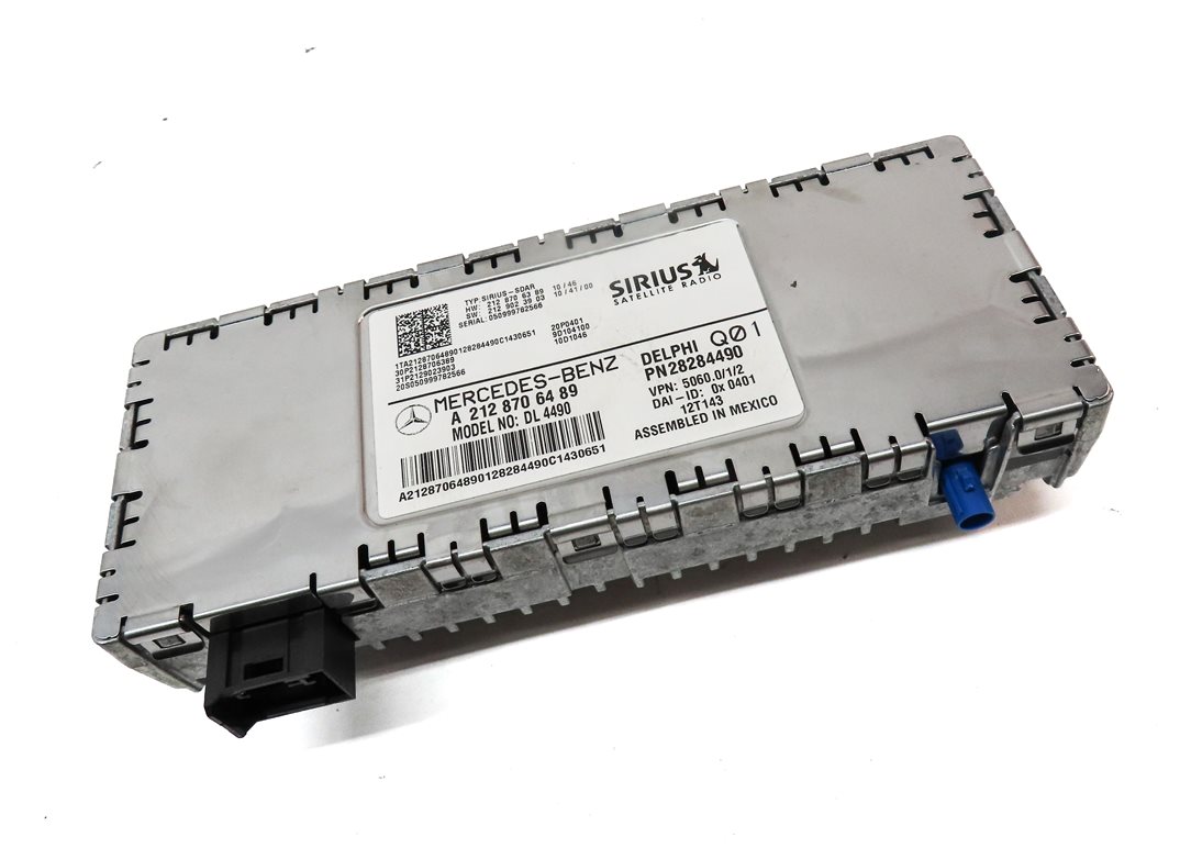 Thumbnail 3: 10-16 MERCEDES C250 C300 C350 E350 E550 GLK350 ML350 SIRIUS SATELLITE RECEIVER