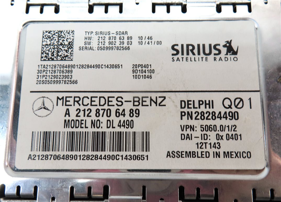 Thumbnail 4: 10-16 MERCEDES C250 C300 C350 E350 E550 GLK350 ML350 SIRIUS SATELLITE RECEIVER