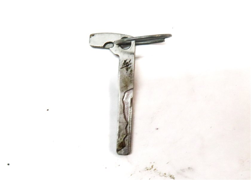 Thumbnail 8: 13 MERCEDES C250 W204 FRONT DRIVER DOOR REAR TRUNK LID LOCK CYLINDER KEY SET/3