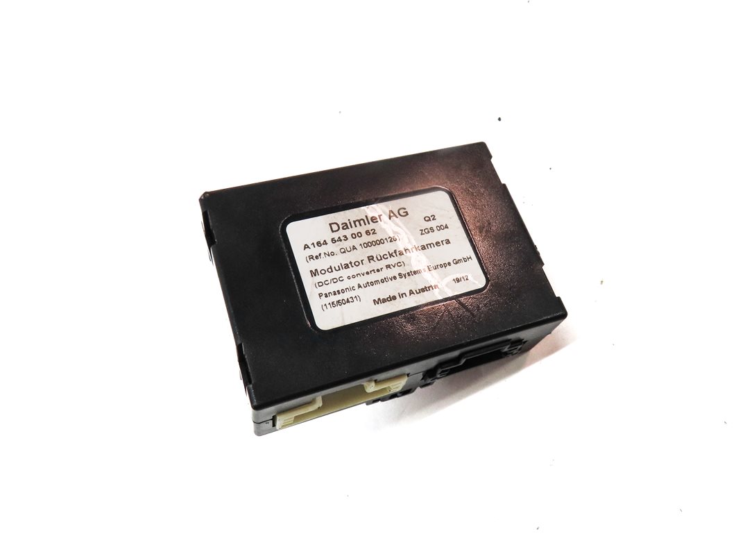Thumbnail 3: 2013 MERCEDES C250 (W204) REARVIEW REAR VIEW BACK UP CAMERA CONTROL MODULE