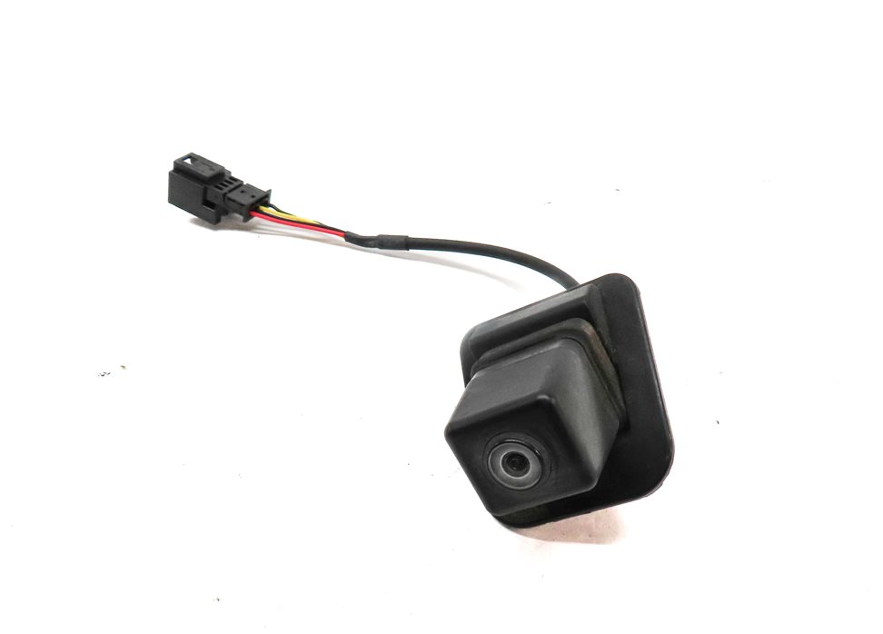 Thumbnail 3: 08-15 MERCEDES C230 C250 C300 C350 C63 AMG (W204) REARVIEW BACKUP REVERSE CAMERA