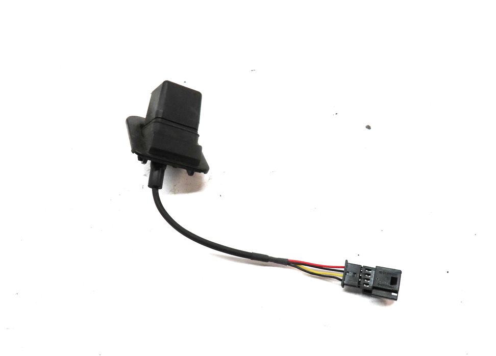 Thumbnail 5: 08-15 MERCEDES C230 C250 C300 C350 C63 AMG (W204) REARVIEW BACKUP REVERSE CAMERA