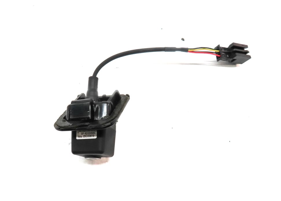 Thumbnail 6: 08-15 MERCEDES C230 C250 C300 C350 C63 AMG (W204) REARVIEW BACKUP REVERSE CAMERA