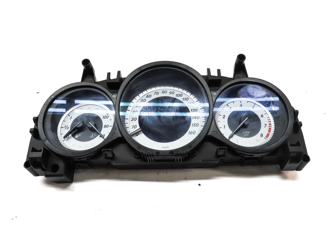 Thumbnail 3: 2013 MERCEDES C250 (W204) SPEEDOMETER INSTRUMENT GAUGE CLUSTER (142k)