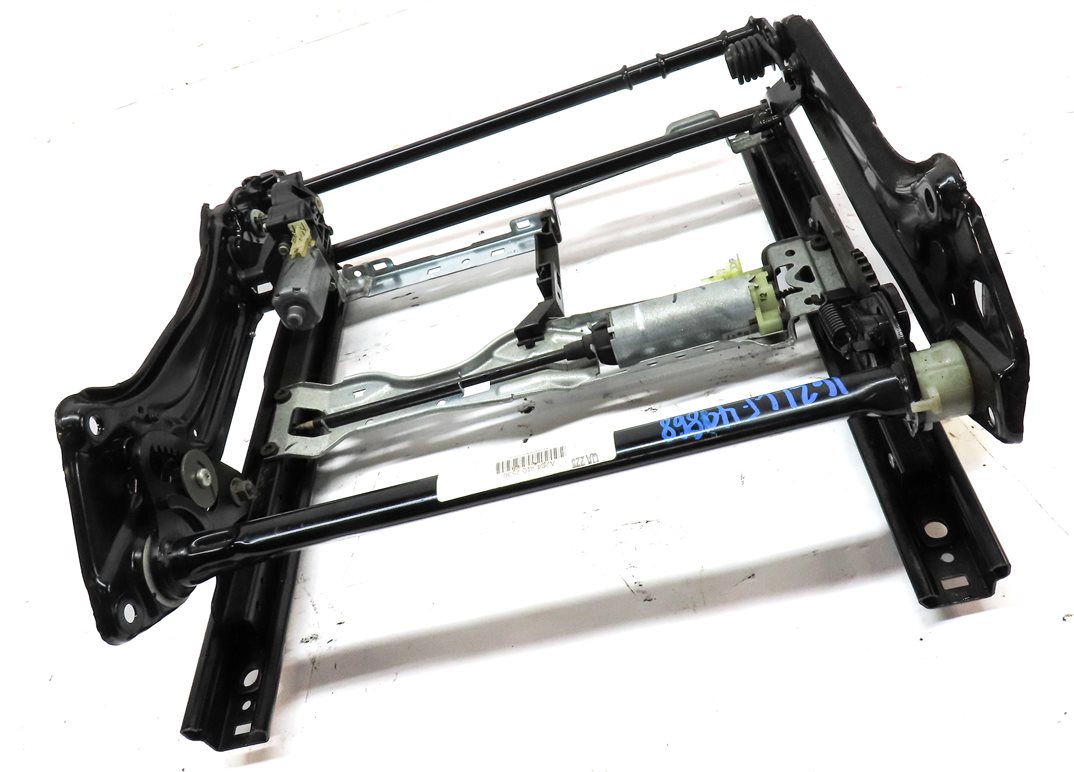 Thumbnail 3: 08-14 MERCEDES C230 C250 C300 C350 (W204) SEDAN FRONT DRIVER SEAT TRACK w/MOTORS