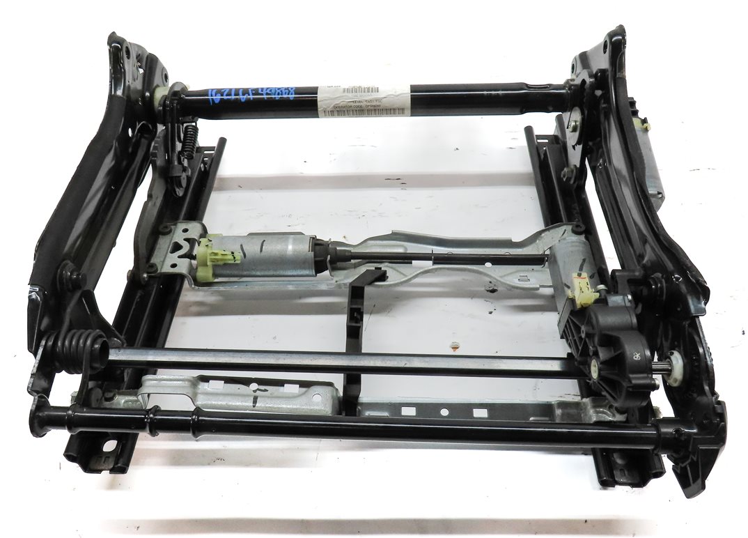 Thumbnail 4: 08-14 MERCEDES C230 C250 C300 C350 (W204) SEDAN FRONT DRIVER SEAT TRACK w/MOTORS