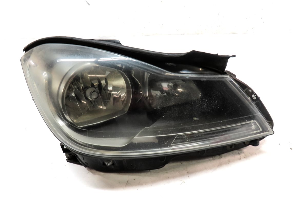 Thumbnail 3: 2012-2015 MERCEDES BENZ C250 C300 C350 (W204) RIGHT PASSENGER HALOGEN HEADLIGHT