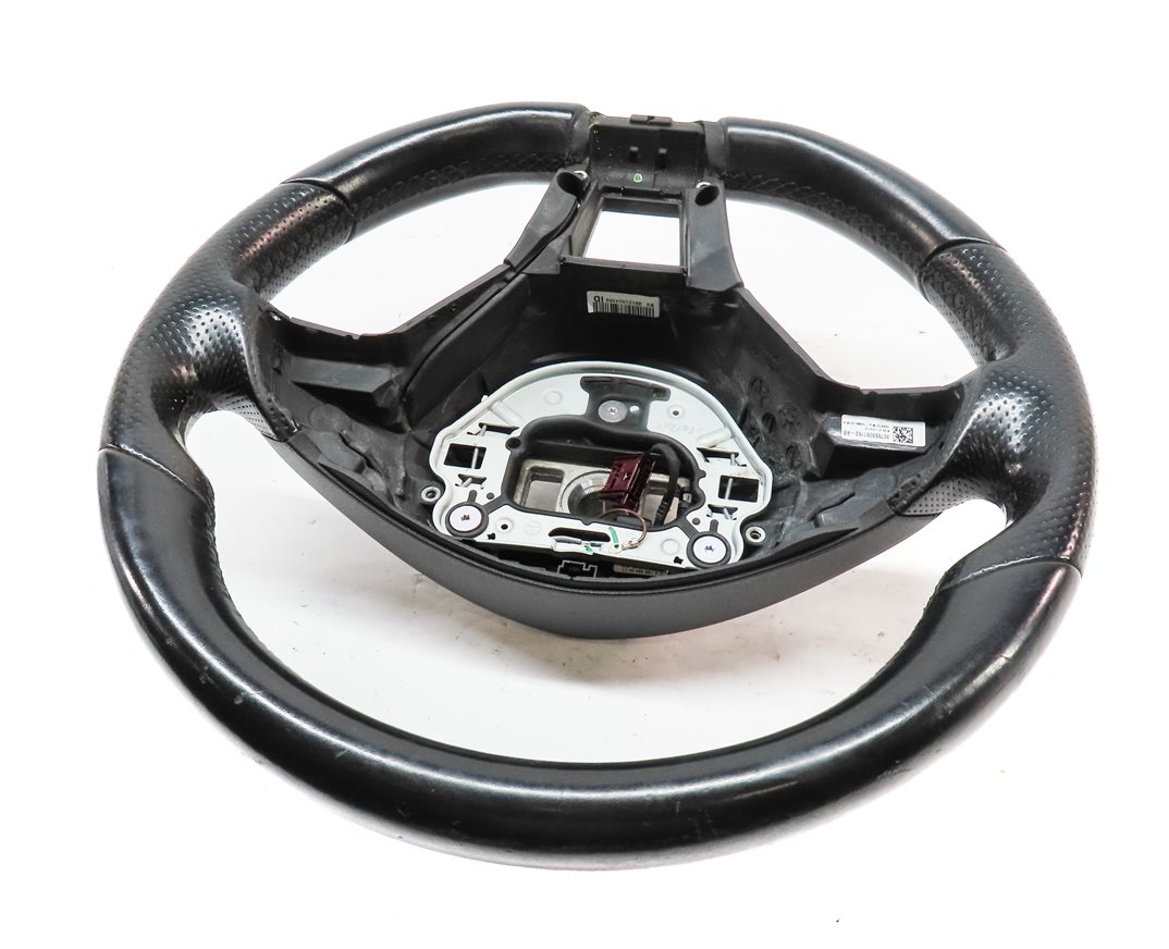 Thumbnail 4: 13-14 MERCEDES C-CLASS (W204) 3-SPOKE SPORT STEERING WHEEL w/ SWITCHES (BLACK)