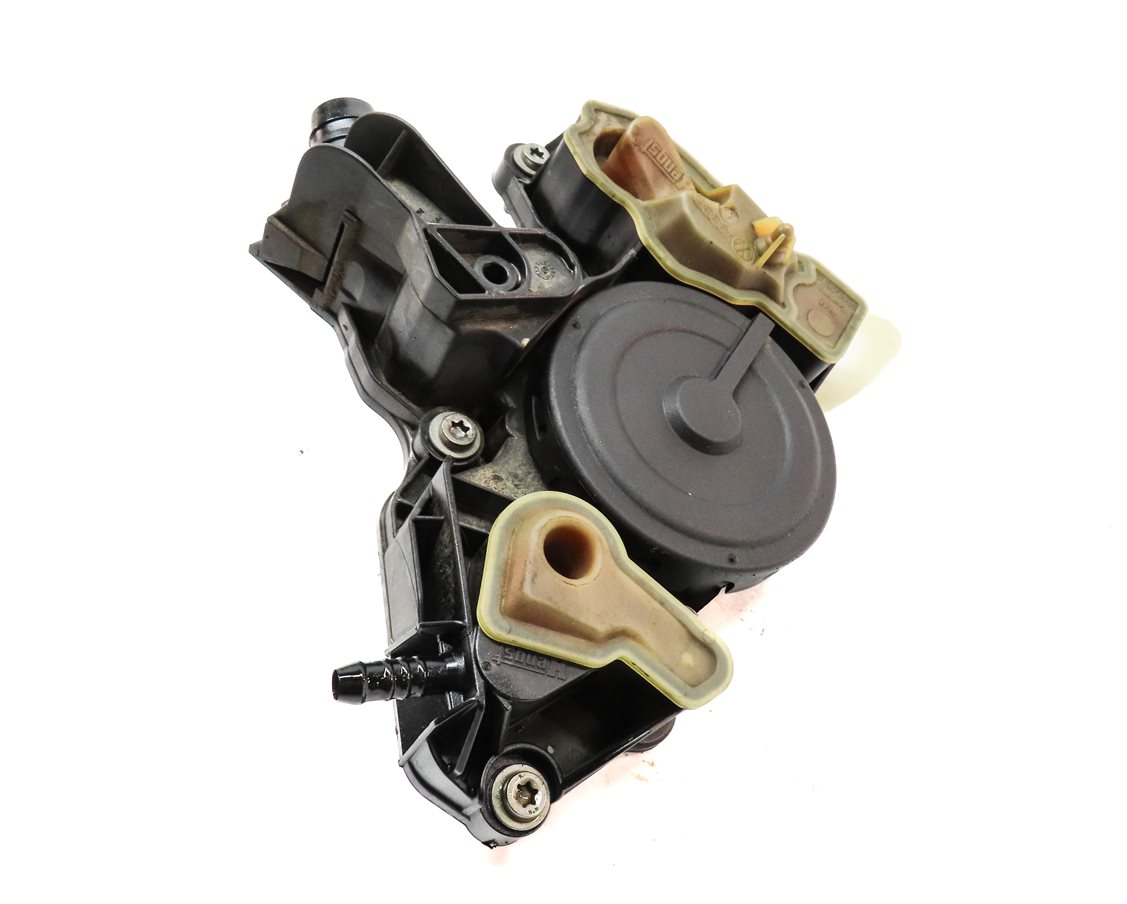 Thumbnail 3: 2018 AUDI A3 (8V) 2.0L TURBO (CZRA) ENGINE PCV OIL AIR SEPARATOR VALVE CONTROL