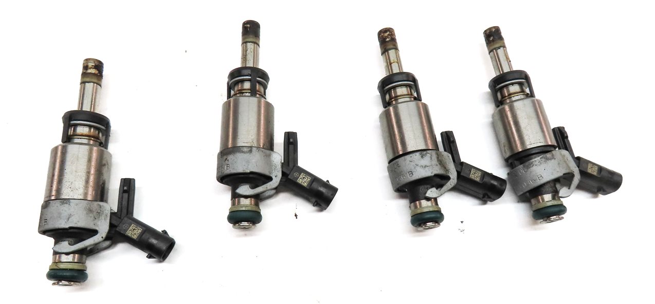 Thumbnail 5: 2017-2018 AUDI A3 (8V) 2.0L TURBO TURBOCHARGED ENGINE GAS FUEL INJECTOR SET 4