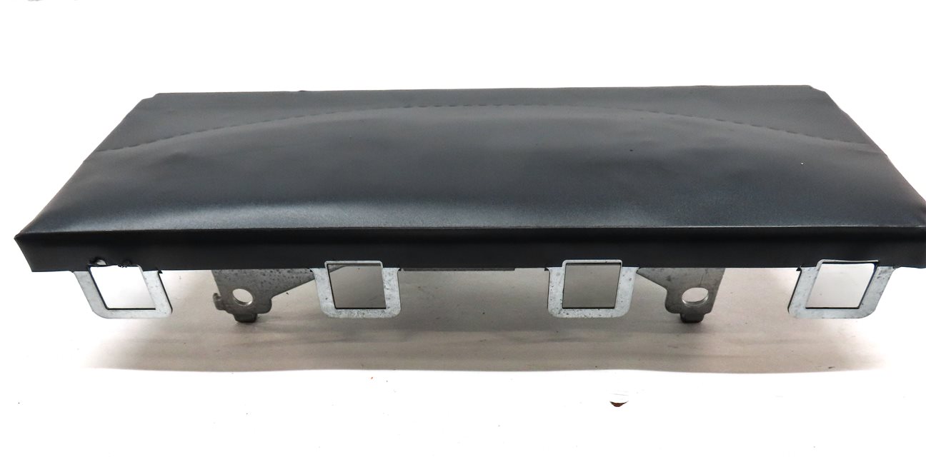 Thumbnail 2: 17-19 AUDI A3 S3 RS3 (8V 8Y) FRONT LEFT DRIVER KNEE SRS AIRBAG AIR BAG (BLACK)