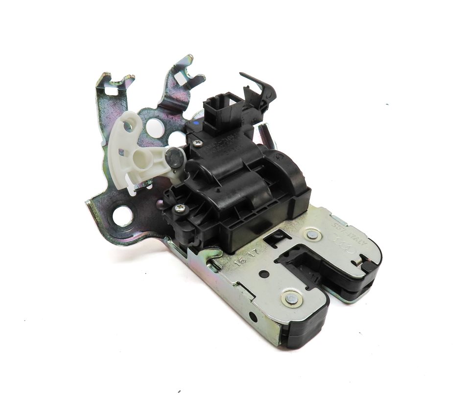 Thumbnail 1: 2018 AUDI A3 (8V) REAR CARGO TRUNK HATCH LID LOCK LATCH ACTUATOR