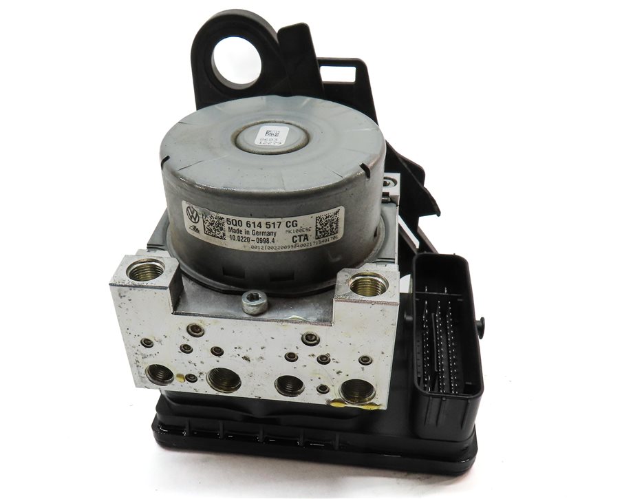 Thumbnail 2: 17-18 AUDI A3 (8V) SEDAN CONVERTIBLE ABS ANTI-LOCK BRAKE PUMP w/ CONTROL MODULE