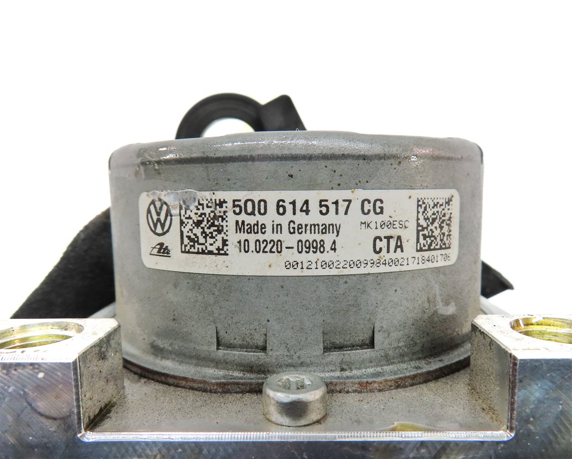 Thumbnail 7: 17-18 AUDI A3 (8V) SEDAN CONVERTIBLE ABS ANTI-LOCK BRAKE PUMP w/ CONTROL MODULE