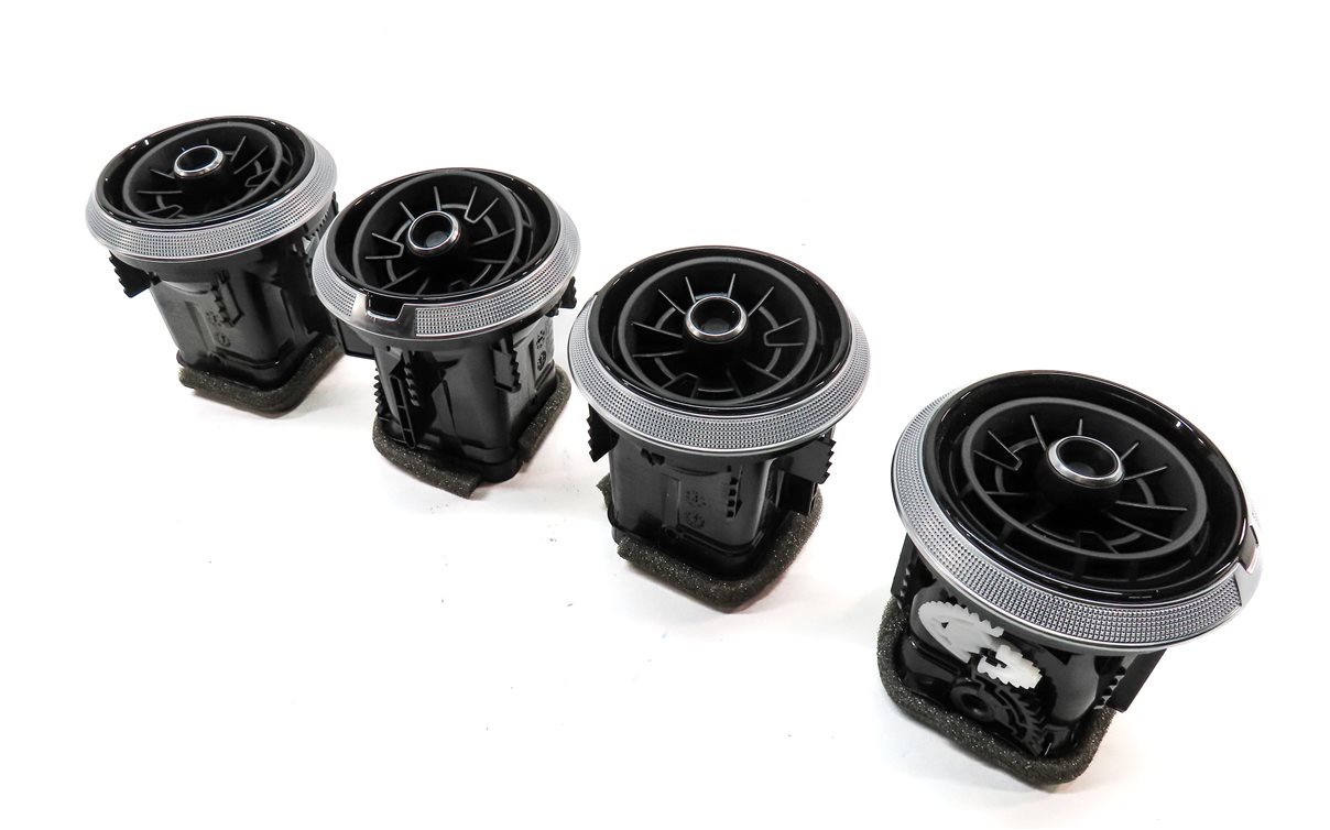 18 AUDI A3 8V FRONT LEFT CENTER RIGHT DASH HEAT AIR AC HVAC VENT SET/ 4 (BLACK)