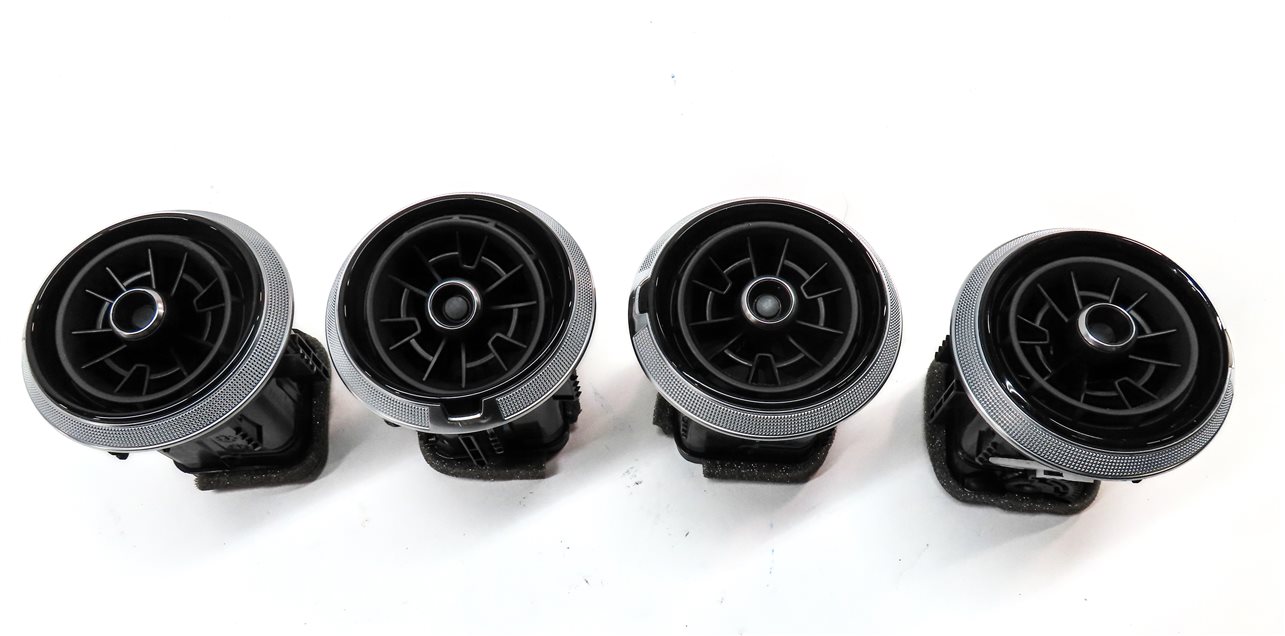 Thumbnail 2: 18 AUDI A3 8V FRONT LEFT CENTER RIGHT DASH HEAT AIR AC HVAC VENT SET/ 4 (BLACK)