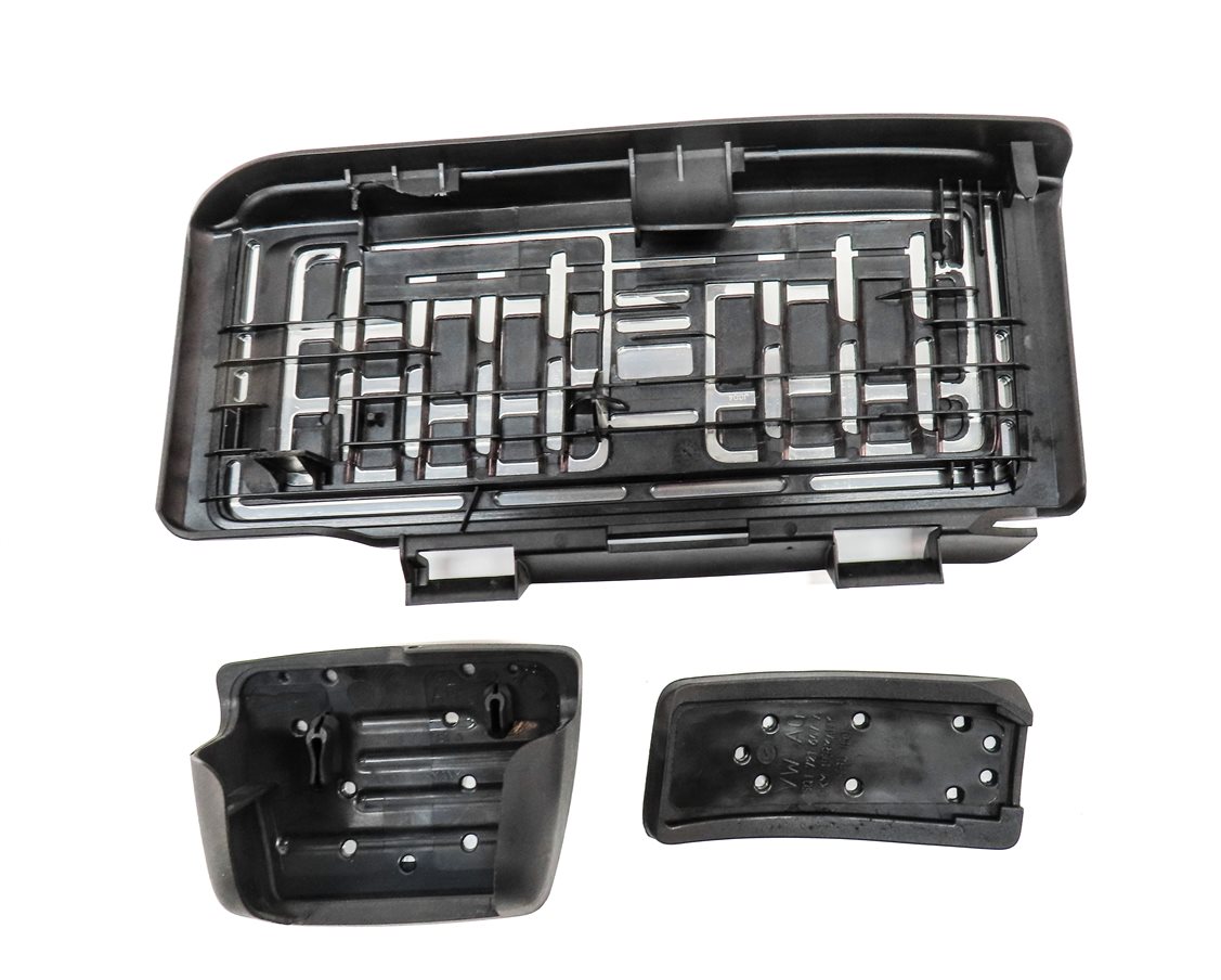 Thumbnail 4: 2018 AUDI A3 (8V) DRIVER GAS ACCELERATOR BRAKE EMERGENCY BRAKE PEDAL TRIM COVER