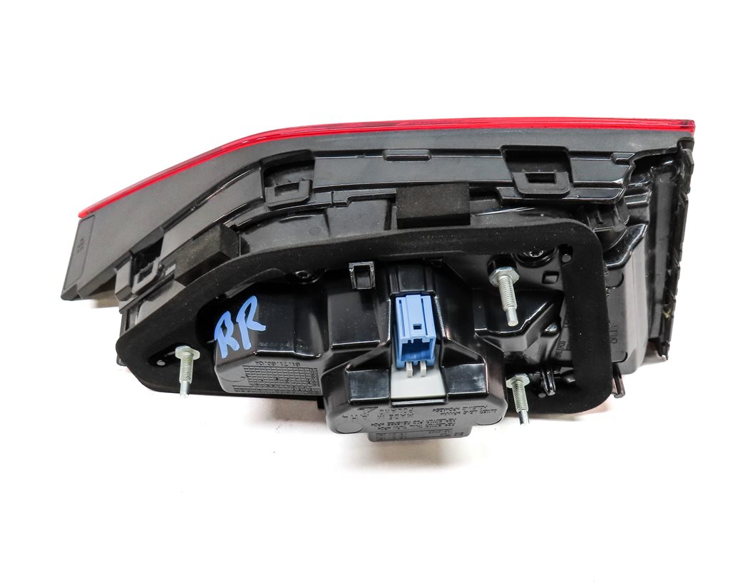 Thumbnail 5: 17-19 AUDI A3 (8V) REAR RIGHT INNER TRUNK MOUNTED LED TAILLIGHT TAIL LIGHT LAMP