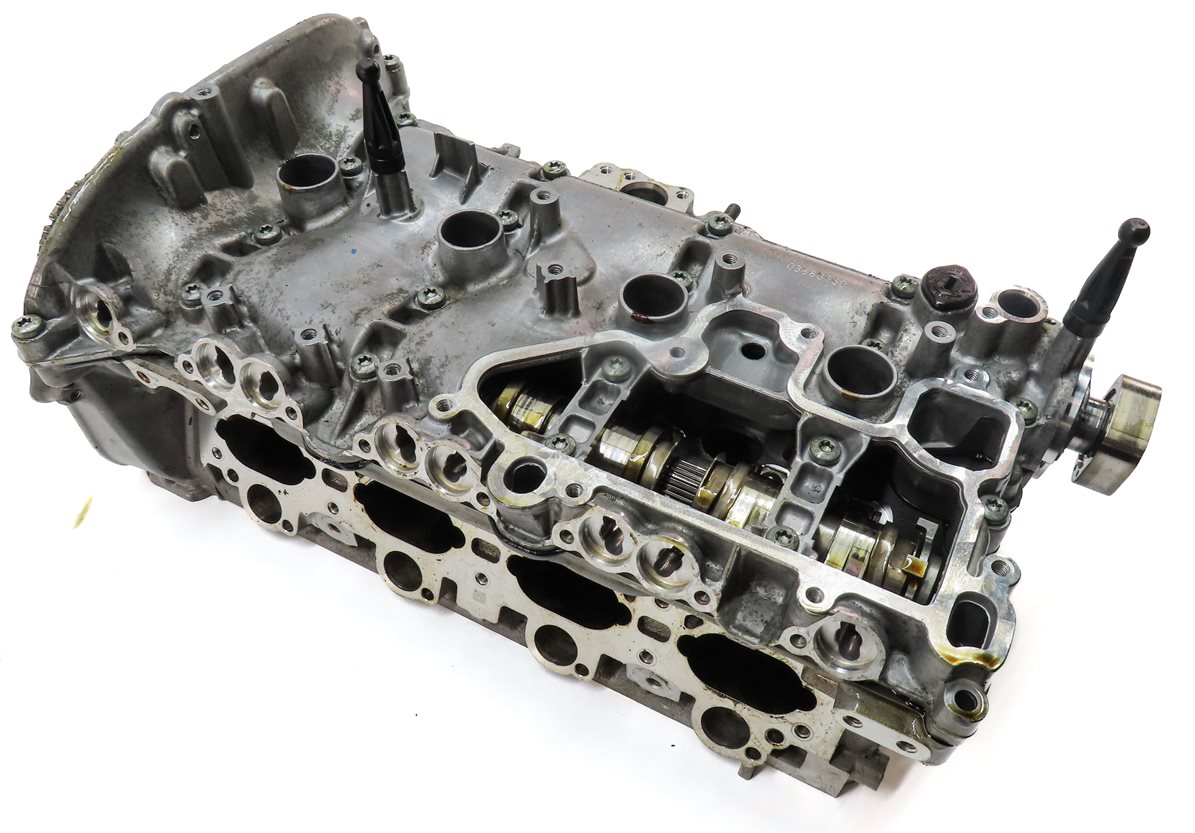 Thumbnail 4: AUDI 17-19 A3 21-23 Q3 (8V F3) 2.0L TURBO CZRA ENGINE CYLINDER HEAD ASSEMBLY
