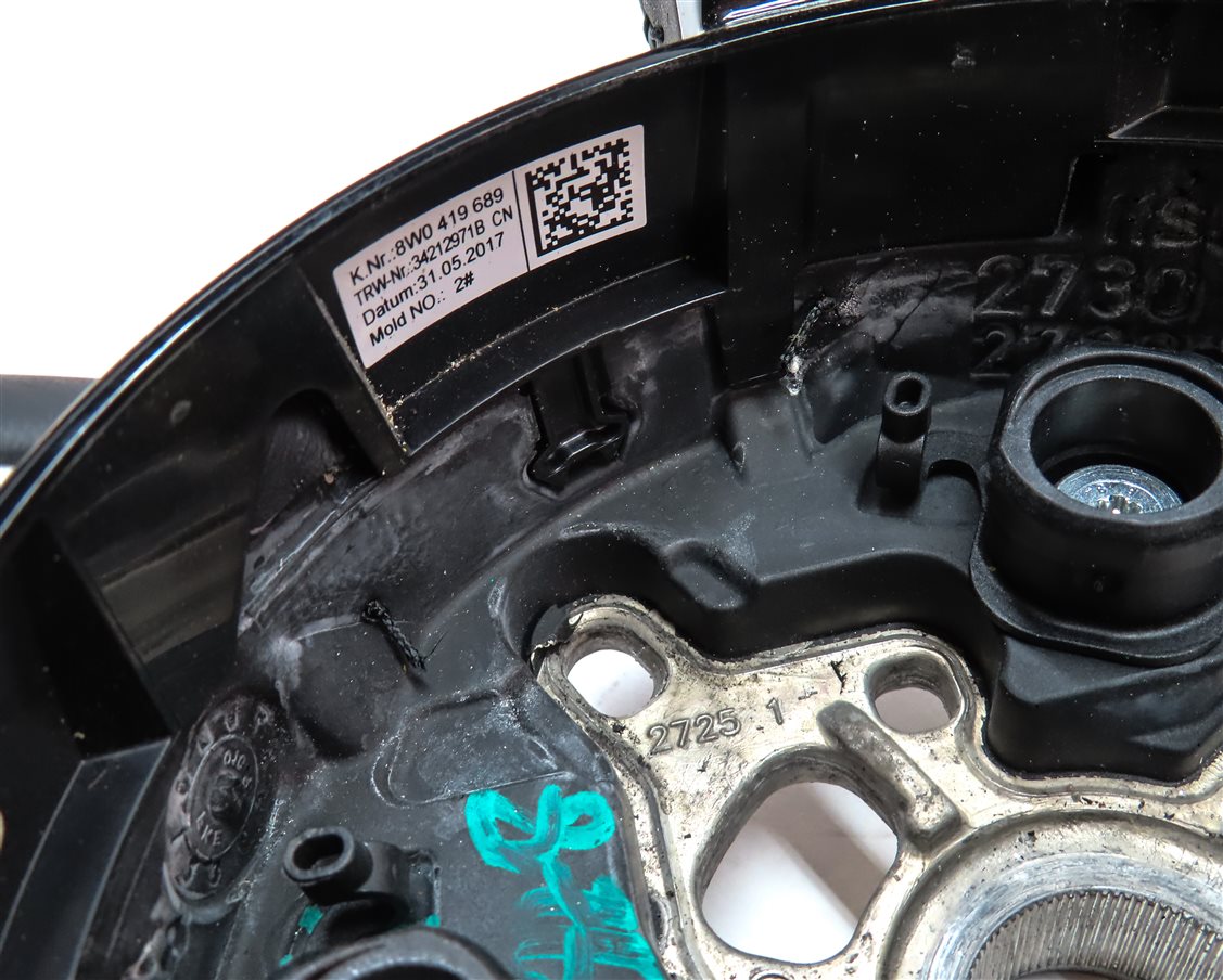 Thumbnail 7: 2017-2020 AUDI A3 S3 (8V 8Y) 3 SPOKE STEERING WHEEL w/ CONTROL SWITCH BUTTONS
