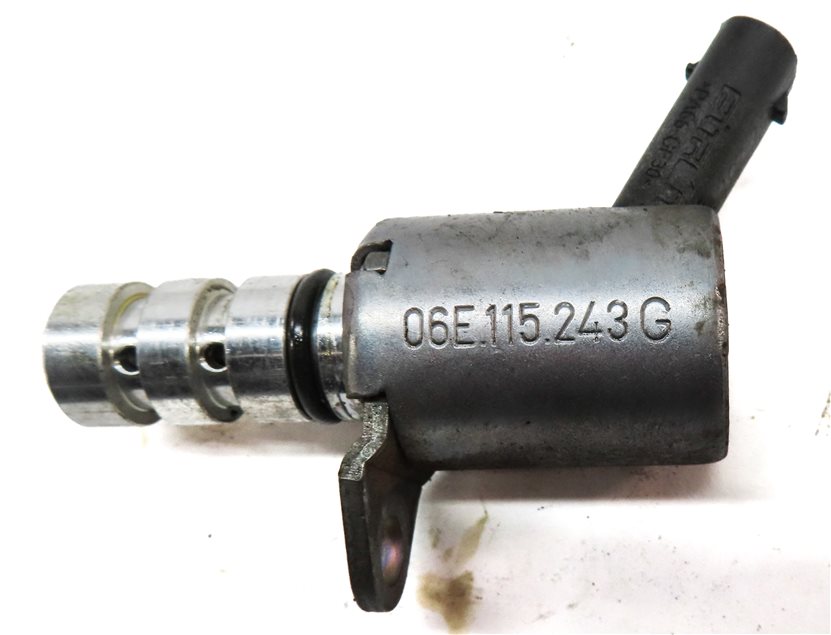 Thumbnail 5: 2017 AUDI Q7 (4M) 3.0L SUPER (CREC) ENGINE MOTOR OIL FLUID PRESSURE SOLENOID