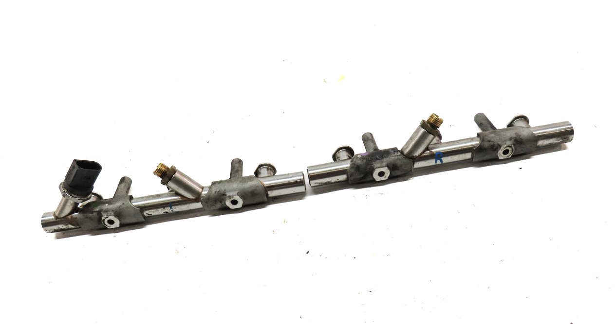 Thumbnail 2: 2017 AUDI Q7 (4M) 3.0L SUPER (CREC) ENGINE FUEL RAIL SET/2  w/ PRESSURE SOLENOID