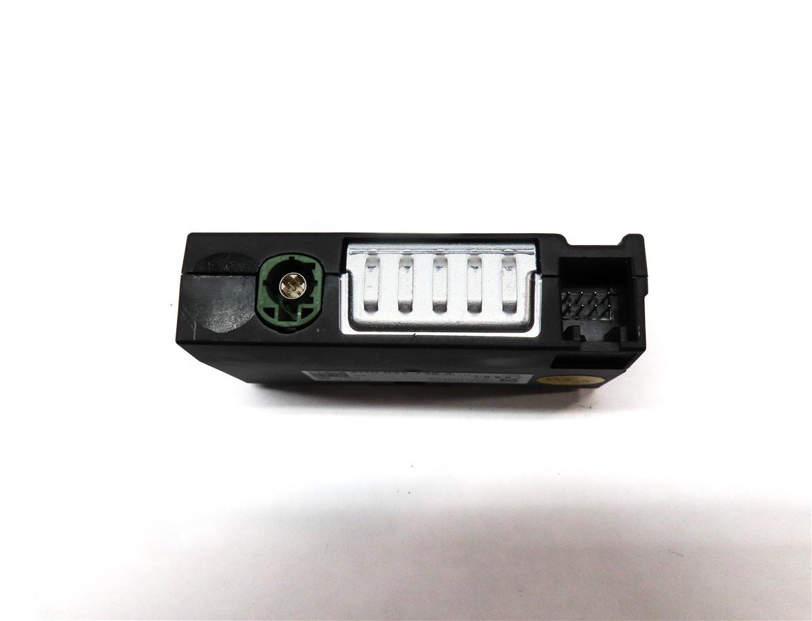 Thumbnail 4: 2017 AUDI Q7 (4M) AUXILIARY AUX IN DUAL USB JACK PANEL