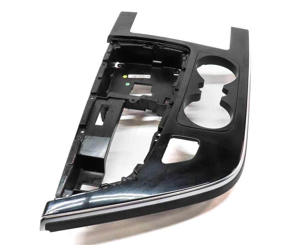 Thumbnail 4: 17 AUDI Q7 (4M) FRONT CENTER CONSOLE CUPHOLDER COMPARTMENT ASHTRAY TRIM (BLACK)