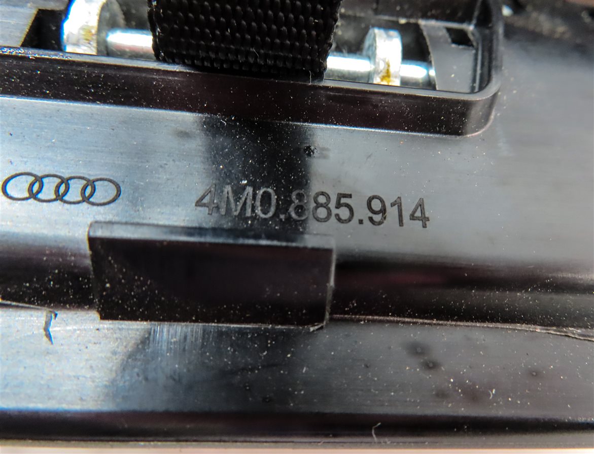 Thumbnail 8: 17-19 AUDI Q7 4M REAR 3RD ROW LEFT or RIGHT SEAT HEADREST HEAD REST (BROWN)