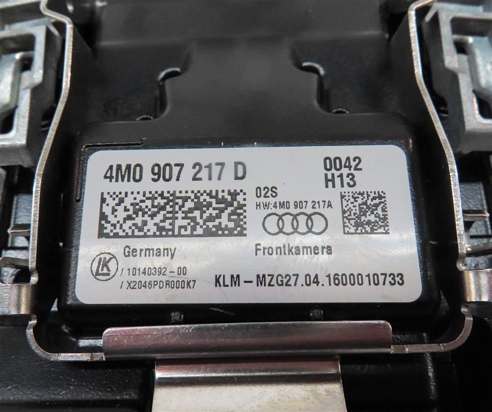 Thumbnail 6: 2017-2019AUDI Q7 (4M) FRONT WINDSHIELD MOUNT DRIVER LANE ASSIST CAMERA