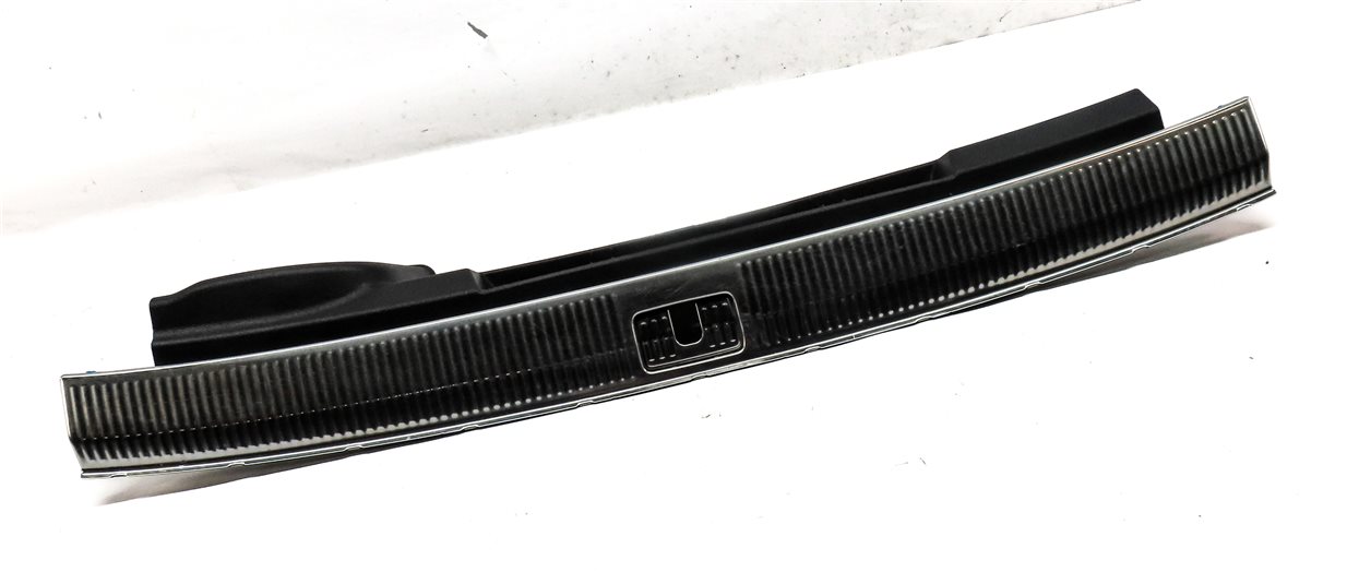Thumbnail 3: 17 AUDI Q7 (4M) REAR CARGO TAILGATE HATCH SILL SCUFF PLATE MOULDING PANEL CHROME