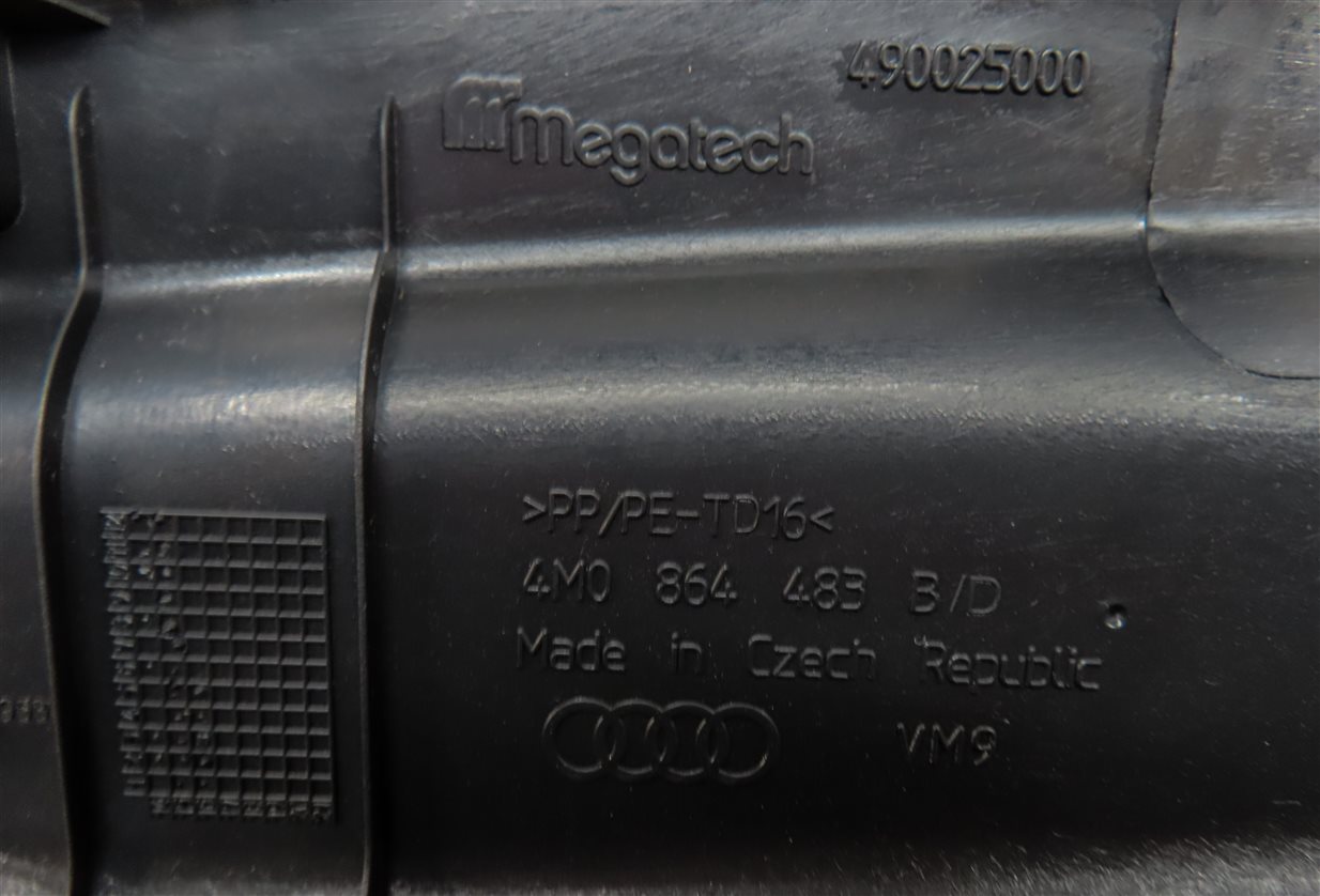 Thumbnail 7: 17 AUDI Q7 (4M) REAR CARGO TAILGATE HATCH SILL SCUFF PLATE MOULDING PANEL CHROME