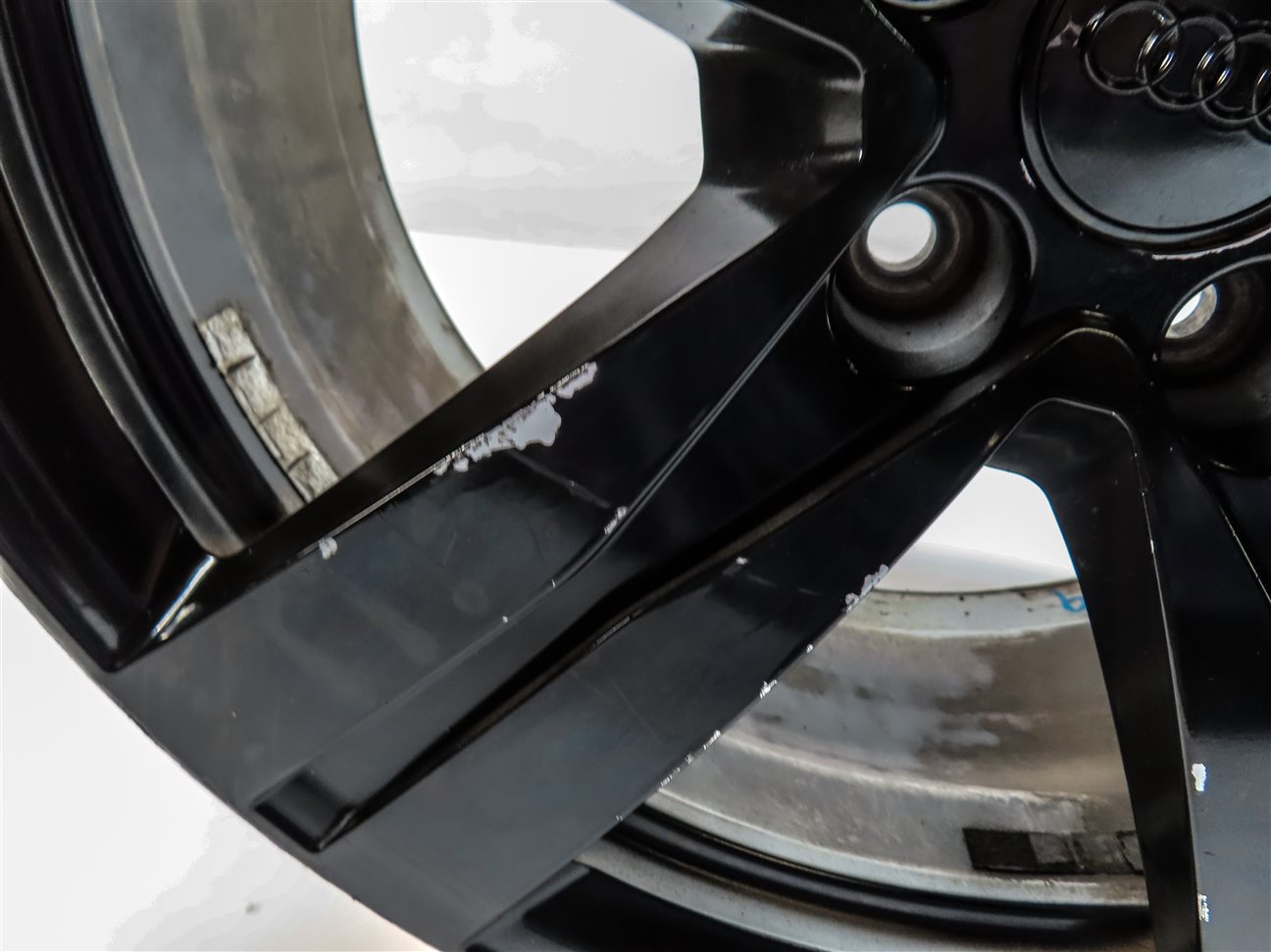 Thumbnail 10: 2019 AUDI Q7 (4M) 18x8 ALUMINUM ALLOY 5-SPOKE WHEEL RIM SET-4