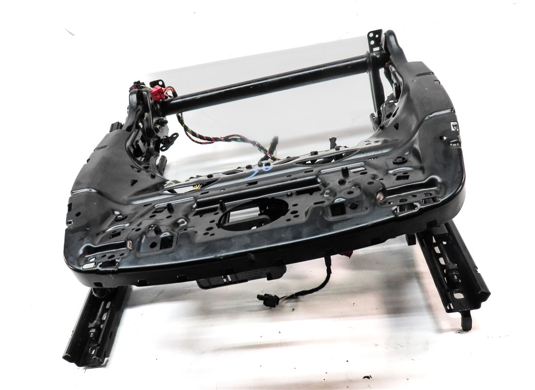 Thumbnail 3: 2017-2020 AUDI Q7 (4M) RIGHT FRONT PASSENGER SEAT TRACK w/ MOTORS (VENTED)