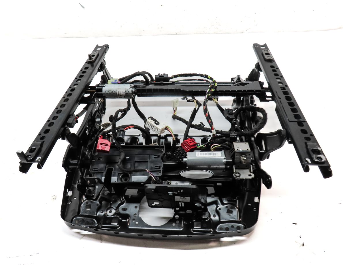 Thumbnail 5: 2017-2020 AUDI Q7 (4M) RIGHT FRONT PASSENGER SEAT TRACK w/ MOTORS (VENTED)