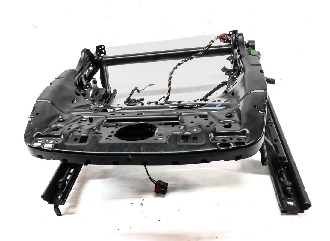 Thumbnail 2: 2017-2020 AUDI Q7 (4M) LEFT FRONT DRIVER SEAT TRACK w/ MOTORS (VENTED / MEMORY)