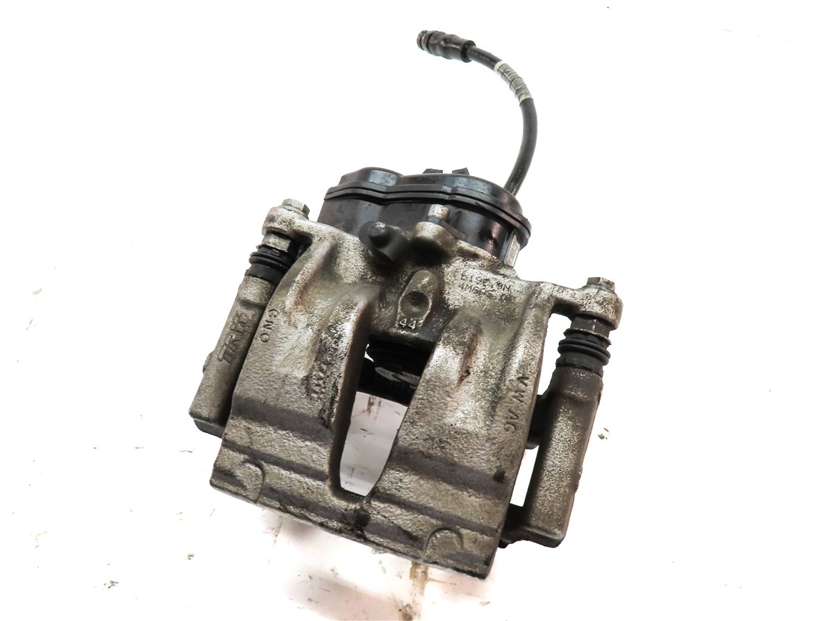 Thumbnail 1: 2017-2020 AUDI Q7 (4M) RIGHT PASSENGER REAR BRAKE CALIPER