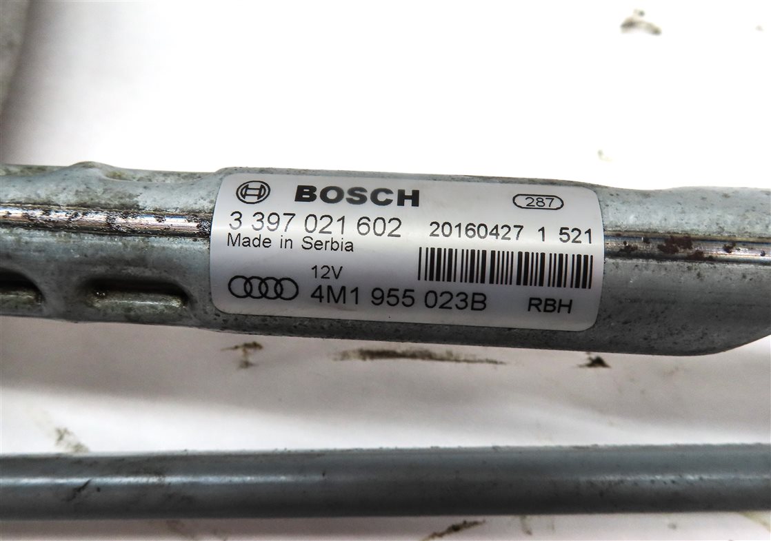 Thumbnail 6: 2017-2019 AUDI Q7 (4M) FRONT WINDSHIELD WIPER MOTOR