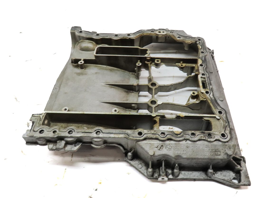 Thumbnail 6: 17-19 AUDI Q7 4M 3.0L SUPER CREC ENGINE UPPER & LOWER OIL PAN w/ PLUG 06E103600H