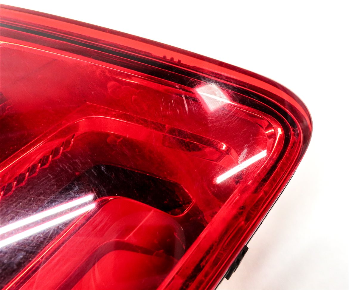 Thumbnail 7: 2017-2019 AUDI Q7 (4M) REAR RIGHT LOWER DOOR TRIM MOULDING w/CHROME (BLACK)