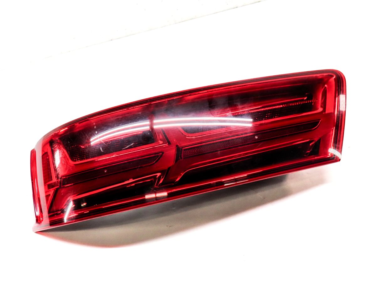 Thumbnail 4: 17-19 AUDI Q7 4M REAR LEFT DRIVER INNER TRUNK TAILLIGHT BRAKE LIGHT LAMP (LED)