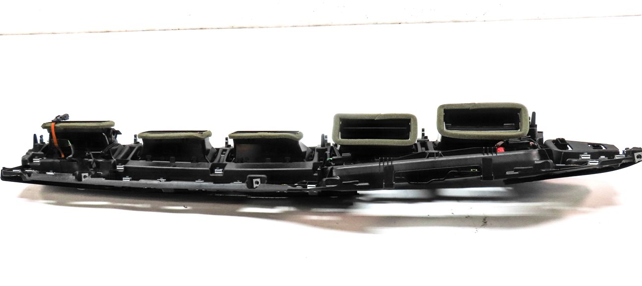 Thumbnail 5: 17 AUDI Q7 (4M) FRONT RIGHT PASSENGER DASH HEAT AIR AC HVAC VENT w/ TRIM (BLACK)